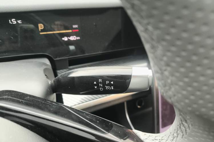 Used NETA S Shooting Brake 2024 Pure Electric 510 Standard Edition Gear Lever