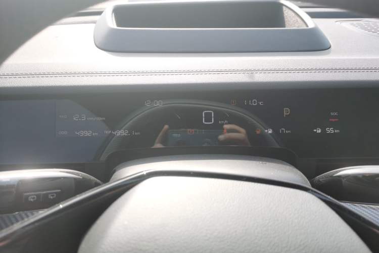 Used NETA S Shooting Brake 2024 Range-Extended 300 Standard Edition Instrument Cluster