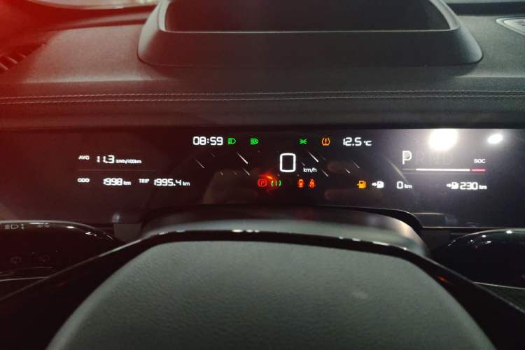 Used NETA S Shooting Brake 2024 Range-Extended 300 Standard Edition Instrument Cluster