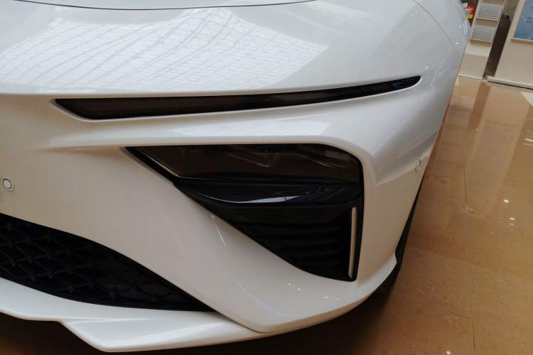Used NETA S Shooting Brake 2024 Range-Extended 300 Standard Edition Left Front Headlight
