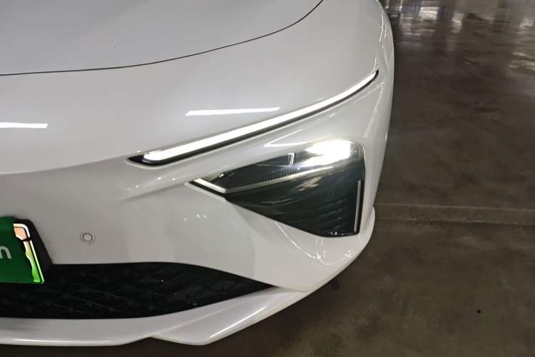 Used NETA S Shooting Brake 2024 Range-Extended 300 Standard Edition Left Front Headlight