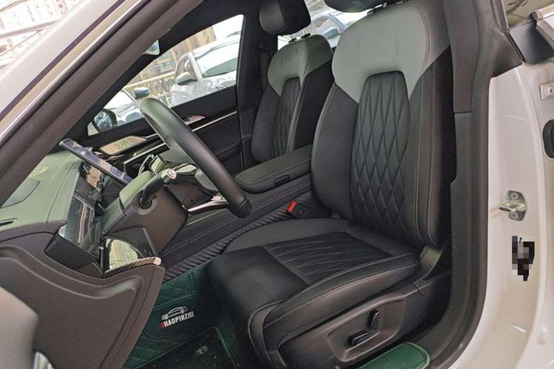 Used NETA S Shooting Brake 2024 Range-Extended 300 Standard Edition Left Front Seat
