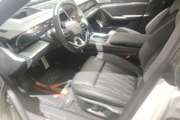 Used NETA S Shooting Brake 2024 Range-Extended 300 Standard Edition Left Front Seat