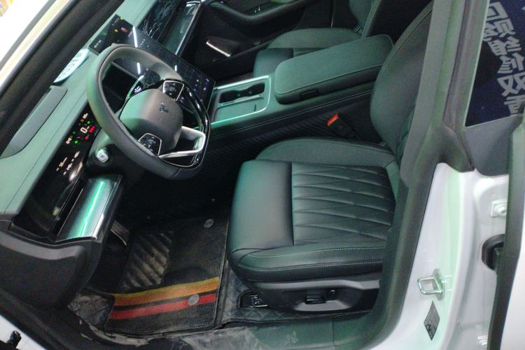 Used NETA S Shooting Brake 2024 Range-Extended 300 Standard Edition Left Front Seat