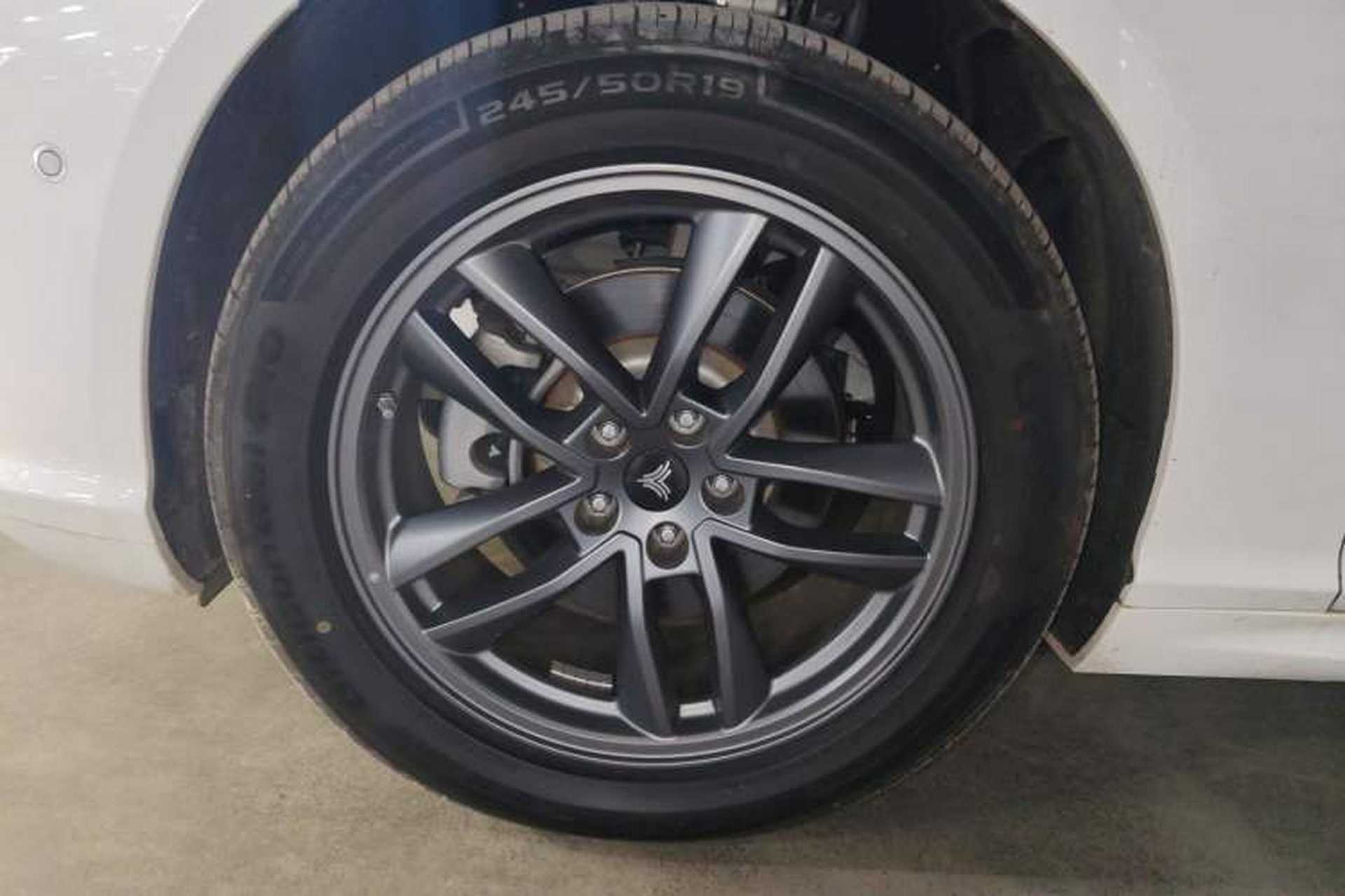 Used NETA S Shooting Brake 2024 Range-Extended 300 Standard Edition Left Front Wheel Hub