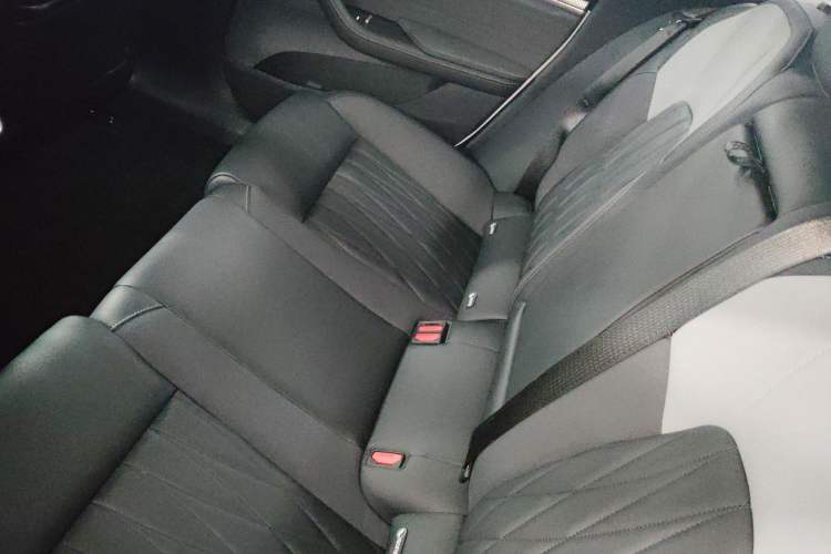 Used NETA S Shooting Brake 2024 Range-Extended 300 Standard Edition Left Rear Seat