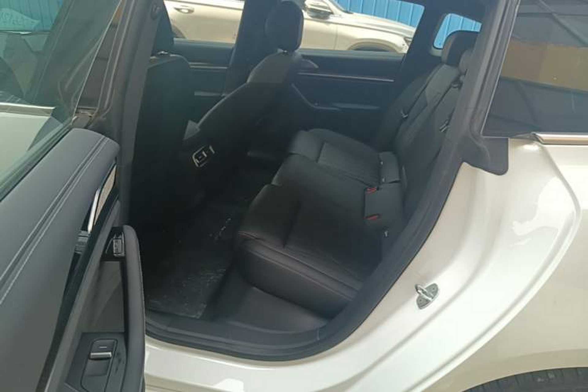 Used NETA S Shooting Brake 2024 Pure Electric 510 Standard Edition Left Rear Seat