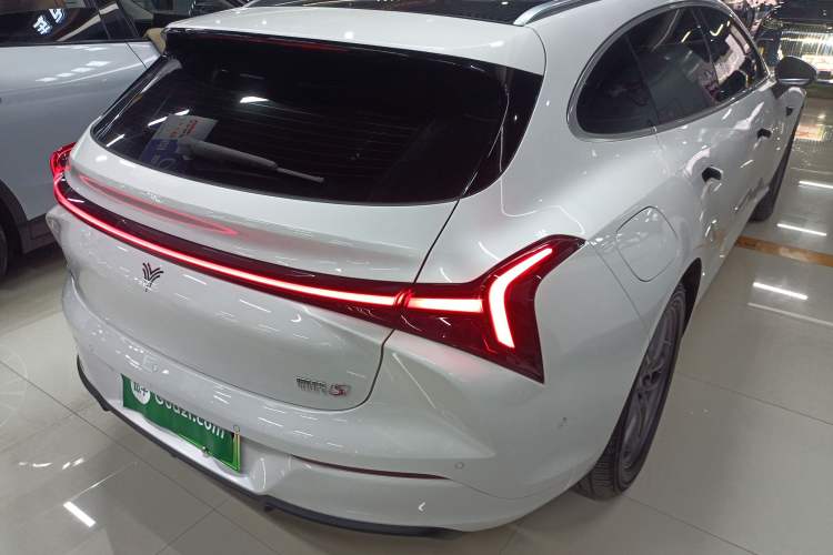 Used NETA S Shooting Brake 2024 Range-Extended 300 Standard Edition Rear Right 45 Deg
