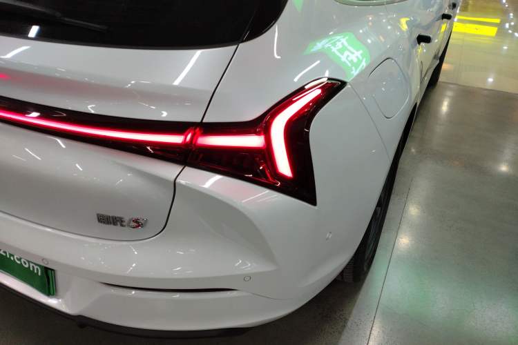 Used NETA S Shooting Brake 2024 Range-Extended 300 Standard Edition Right Rear Taillight