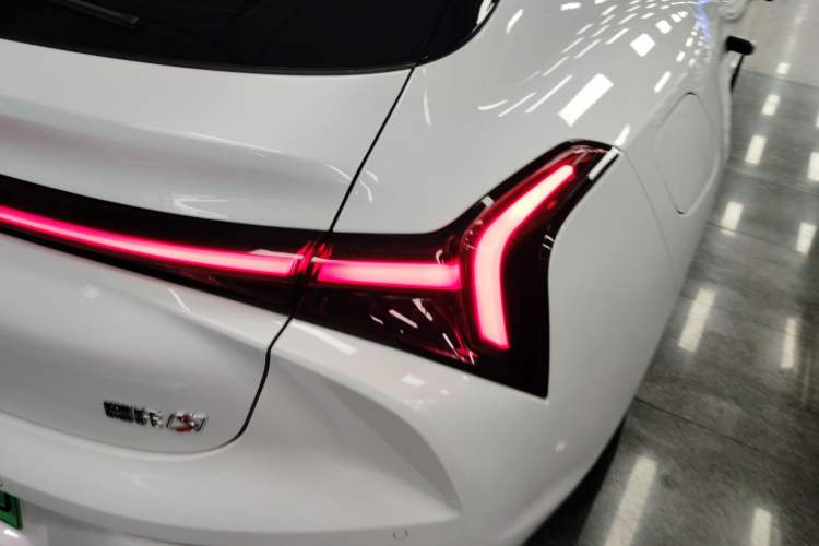 Used NETA S Shooting Brake 2024 Range-Extended 300 Standard Edition Right Rear Taillight