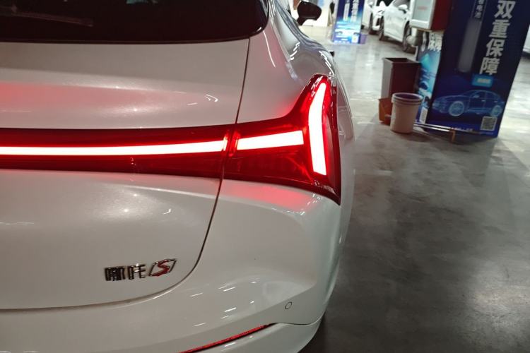 Used NETA S Shooting Brake 2024 Range-Extended 300 Standard Edition Right Rear Taillight