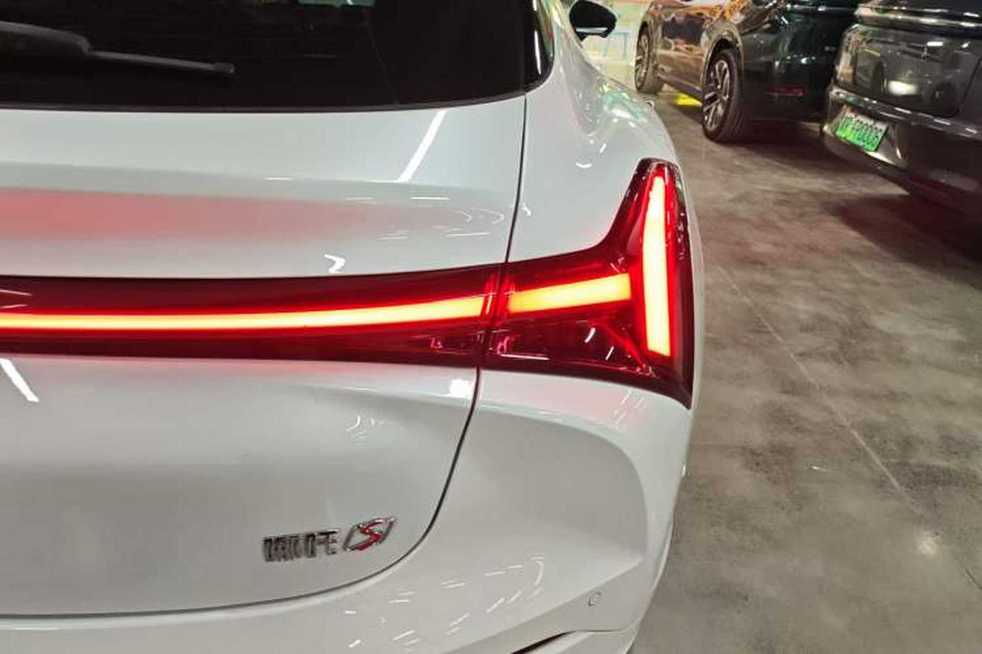 Used NETA S Shooting Brake 2024 Range-Extended 300 Standard Edition Right Rear Taillight