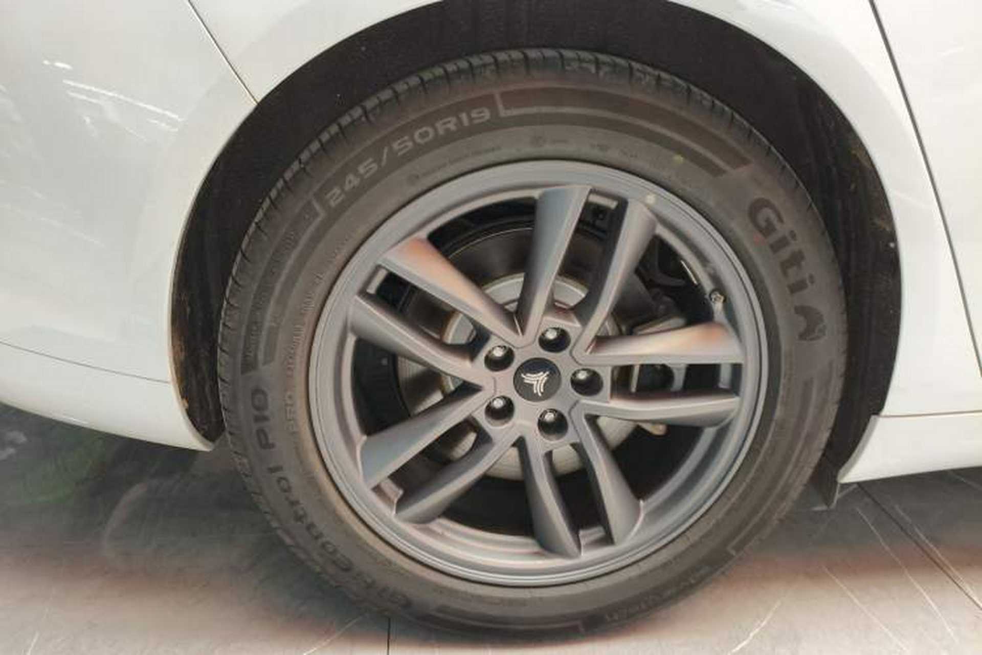 Used NETA S Shooting Brake 2024 Range-Extended 300 Standard Edition Right Rear Wheel Hub