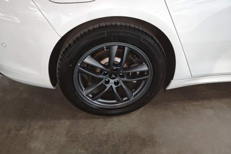 Used NETA S Shooting Brake 2024 Range-Extended 300 Standard Edition Right Rear Wheel Hub