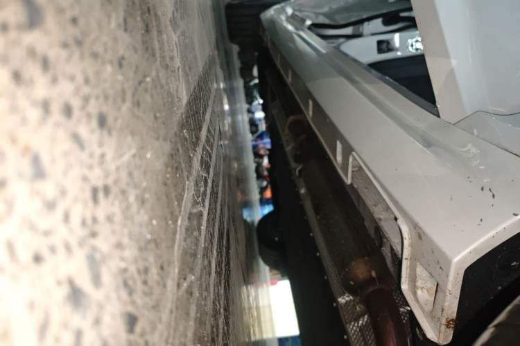 Used NETA S Shooting Brake 2024 Range-Extended 300 Standard Edition Right Side Sill