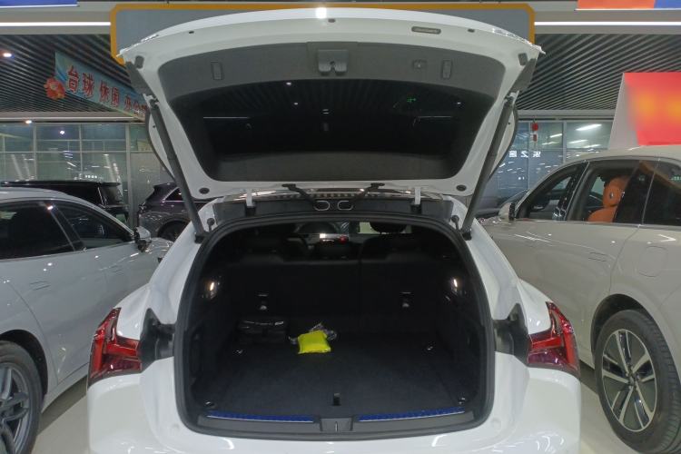 Used NETA S Shooting Brake 2024 Range-Extended 300 Standard Edition Trunk