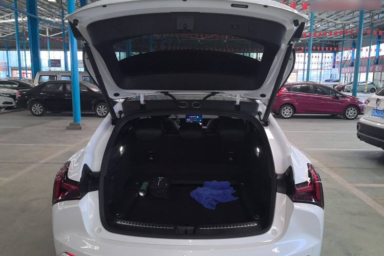 Used NETA S Shooting Brake 2024 Range-Extended 300 Pro Edition Trunk