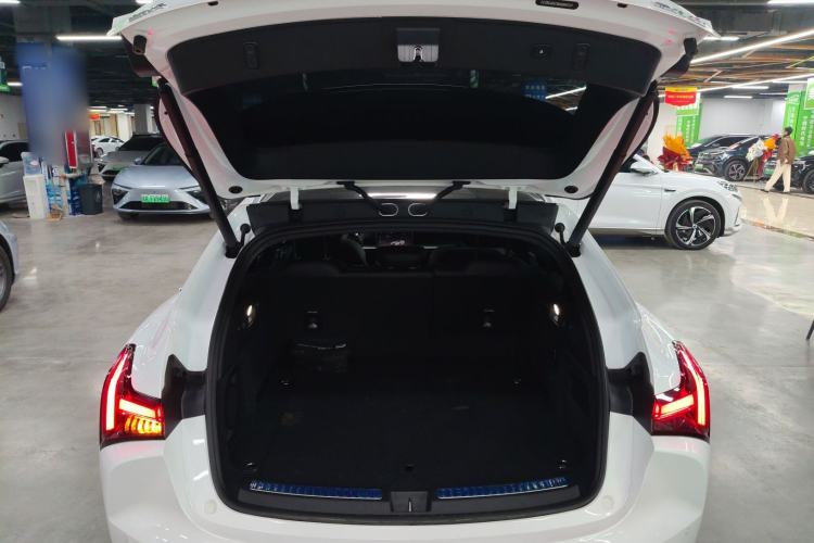 Used NETA S Shooting Brake 2024 Range-Extended 300 Standard Edition Trunk