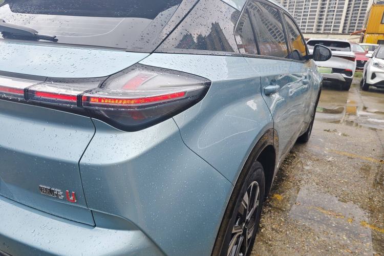Used NETA U 2022 Zhi 400 Lithium-Nickel-Manganese-Cobalt Energy System Right Rear Taillight