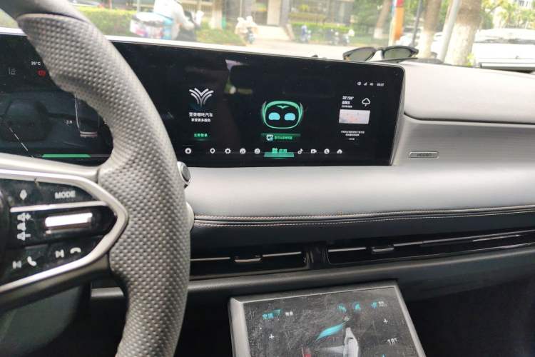 Used NETA U 2020 520 U-Create Audio And AC Panel