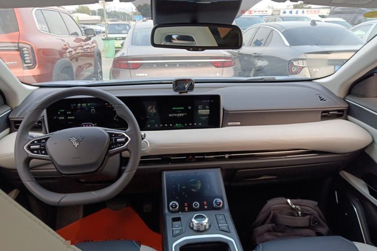 Used NETA U 2020 520 U-Enjoy Center Console
