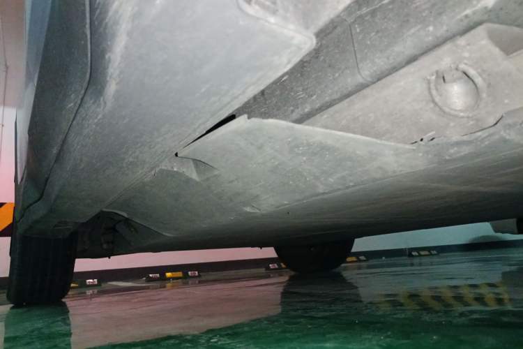 Used NETA U 2020 520 U-Create Chassis Front Right