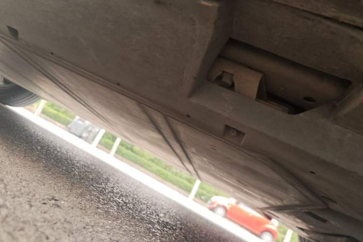Used NETA U 2020 520 U-Create Chassis Front Right