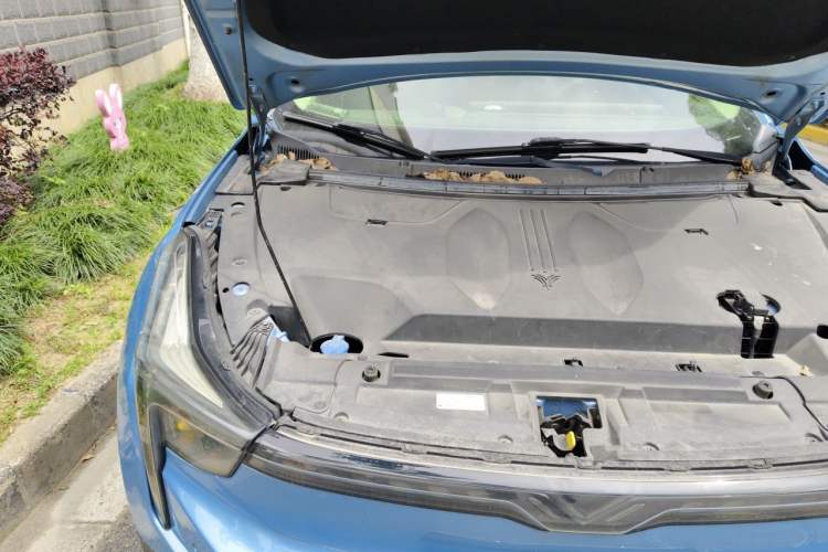 Used NETA U 2020 520 U-Create Engine Bay Right