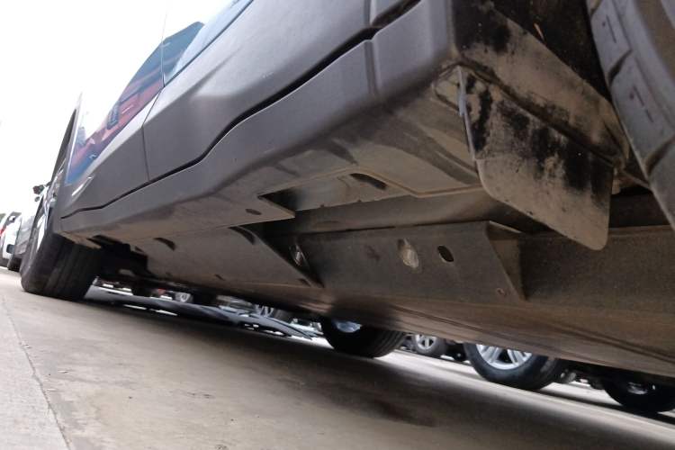 Used NETA U 2020 520 U-Enjoy Left Side Sill