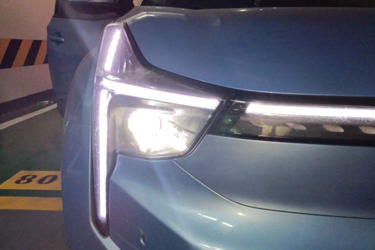 Used NETA U 2020 520 U-Create Right Front Headlight