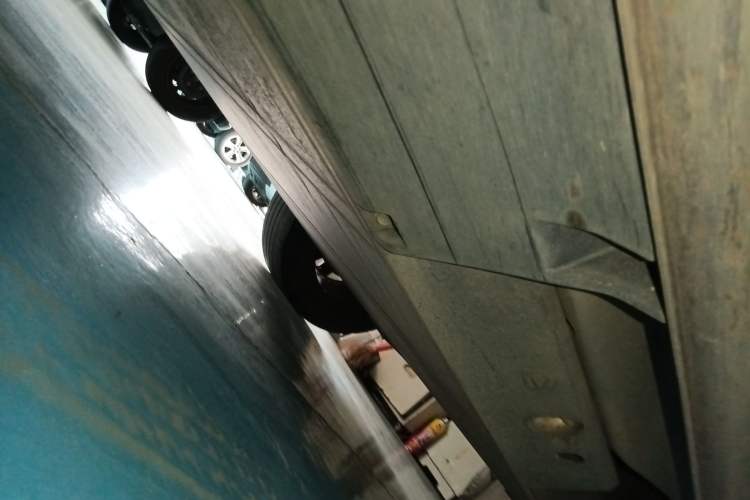 Used NETA U 2020 520 U-Create Chassis Front Left