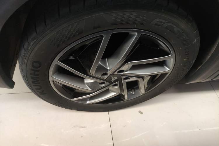 Used NETA U 2020 400 U-Enjoy Left Front Wheel Hub