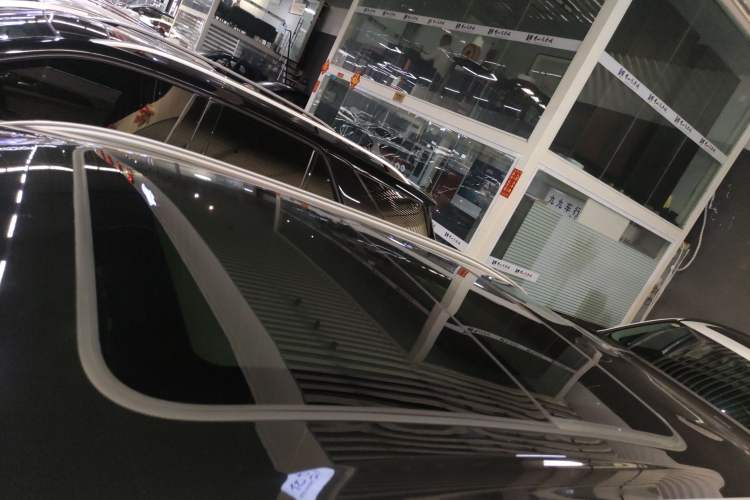 Used NETA U 2020 400 U-Enjoy Roof