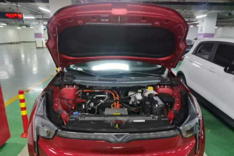 Used NETA U 2020 400 U-Shape Engine Bay