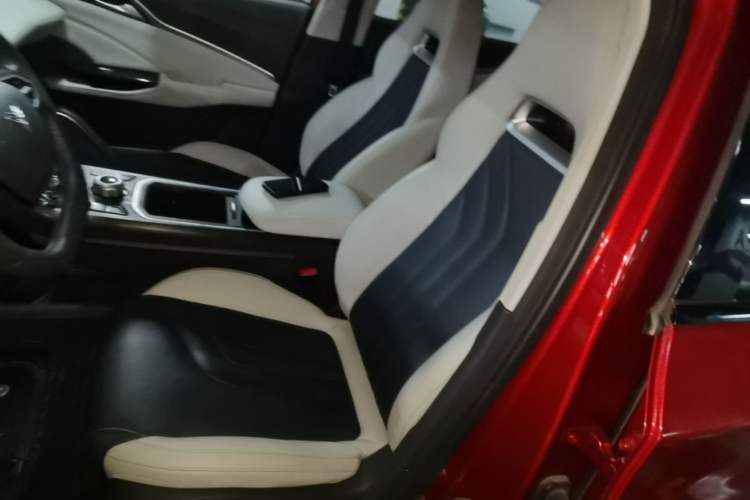 Used NETA U 2020 400 U-Shape Left Front Seat