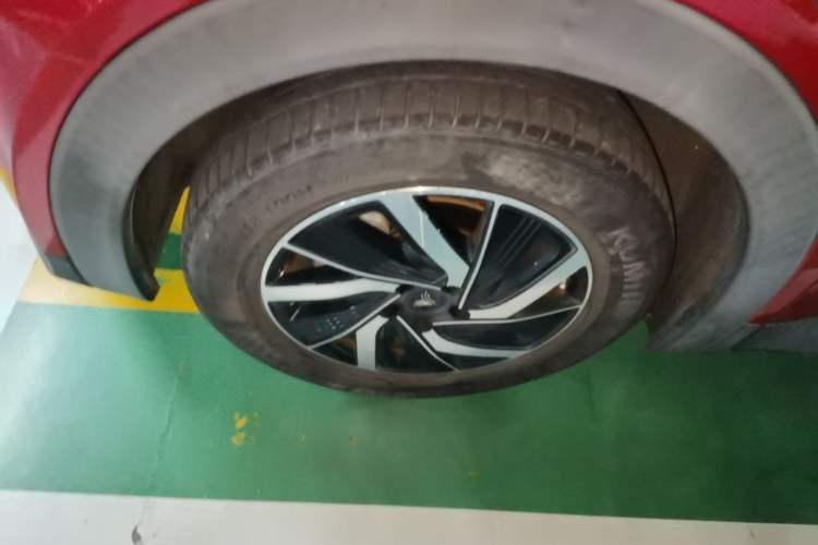 Used NETA U 2020 400 U-Shape Left Front Wheel Hub