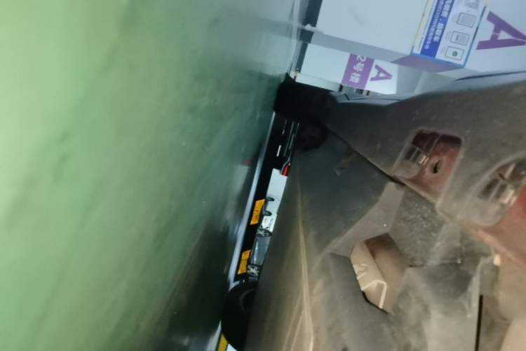 Used NETA U 2020 400 U-Shape Right Side Sill
