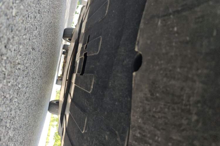 Used NETA U 2020 400 U-Create Chassis Front