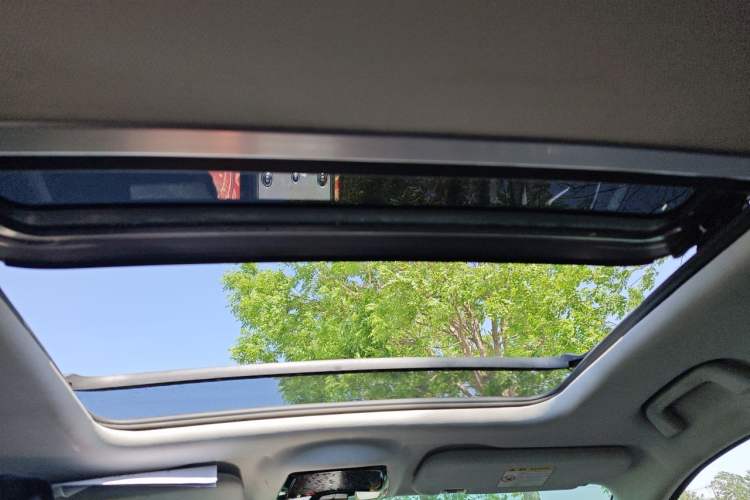 Used NETA U 2020 400 U-Create Headliner