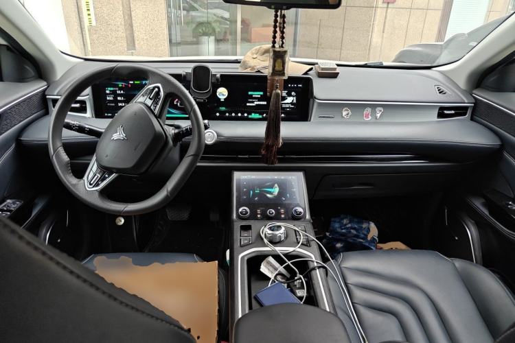 Used NETA U 2020 400 U-Enjoy Center Console
