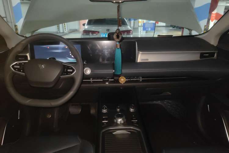 Used NETA U 2020 400 U-Enjoy Center Console
