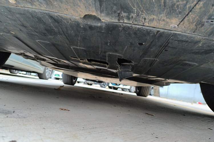 Used NETA U 2020 400 U-Shape Chassis Front