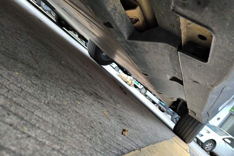 Used NETA U 2020 400 U-Shape Chassis Front Left