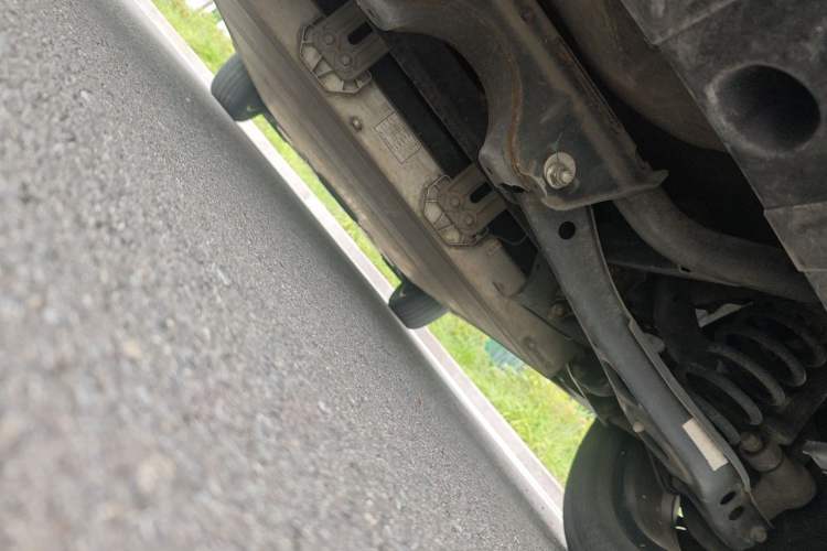 Used NETA U 2020 400 U-Shape Chassis Rear