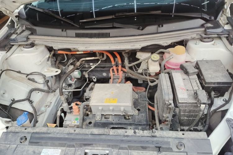 Used NETA U 2020 520 U-Shape Engine Bay