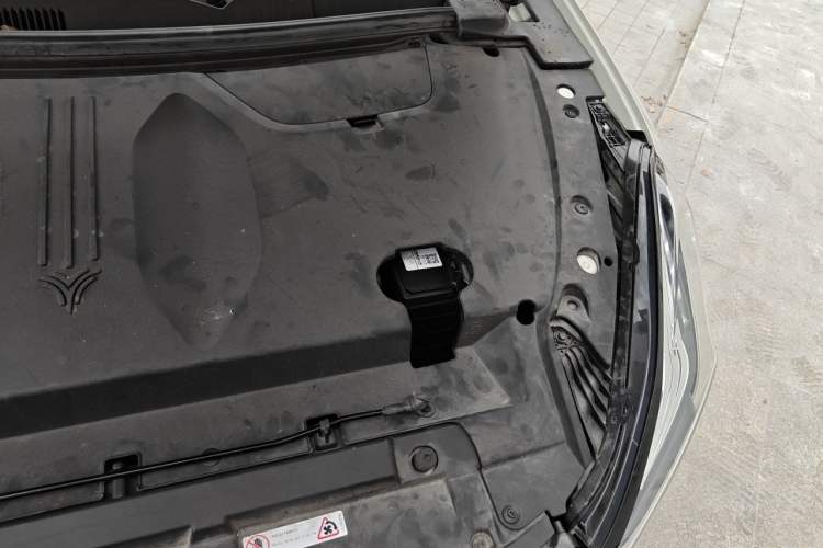 Used NETA U 2020 400 U-Enjoy Engine Bay Left