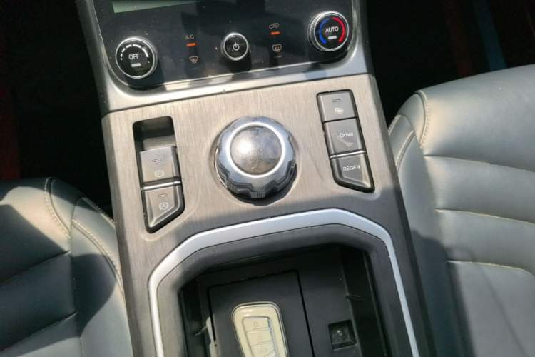 Used NETA U 2020 520 U-Create Gear Lever