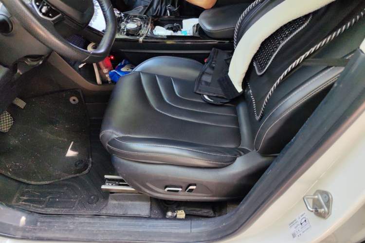 Used NETA U 2020 400 U-Shape Left Front Seat