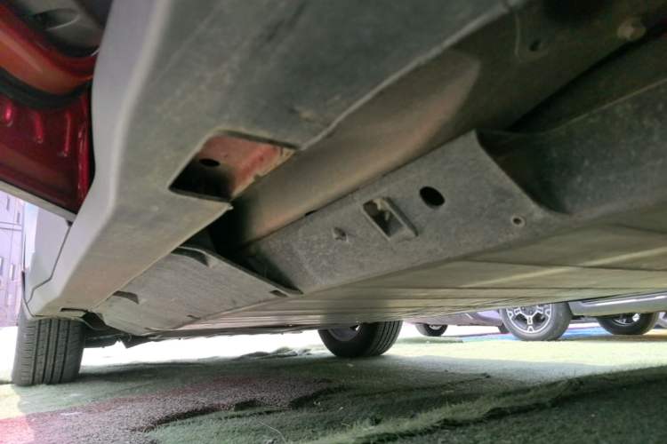 Used NETA U 2020 520 U-Create Left Side Sill