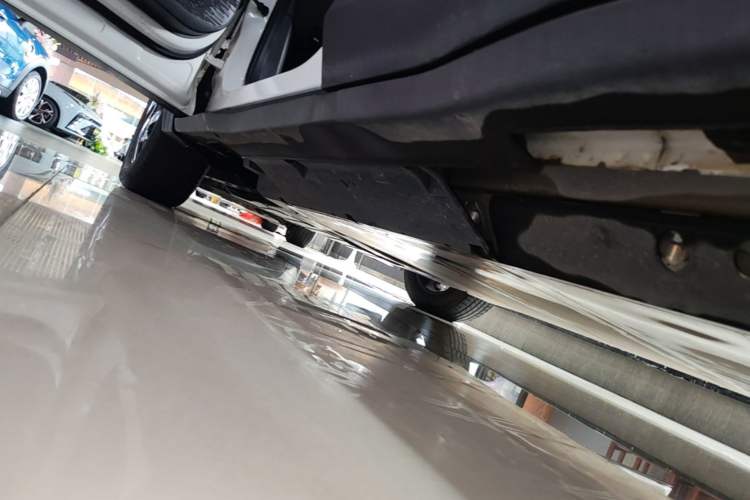 Used NETA U 2020 400 U-Create Left Side Sill